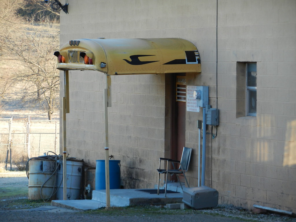Flippin Public Schools Bus lot Flippin, AR Flickr