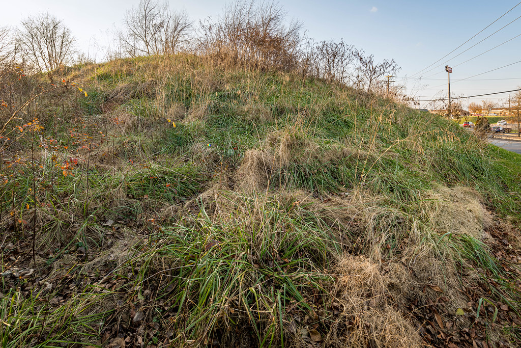 Adena Indian Mound of Mt. Sterling, Kentucky c. 800 B.C. … Flickr