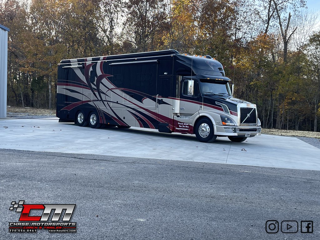 2012renegadeikon45quadslidemotorhomevolvo500hpchas… Flickr