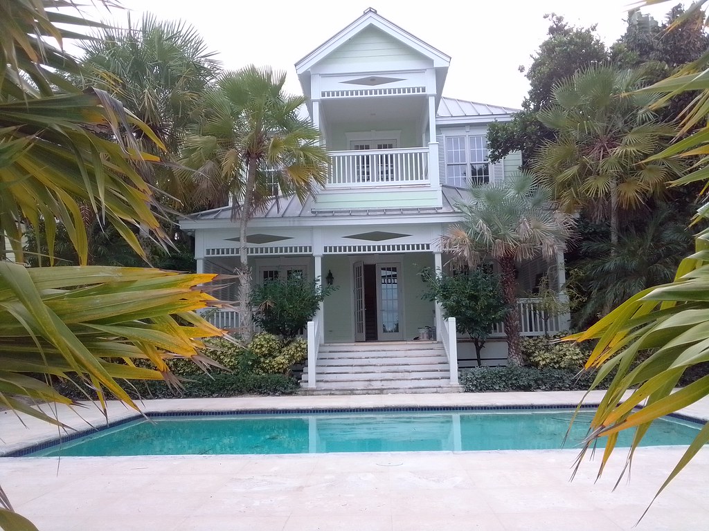 Let Us Build Your Dream Home, Old Fort Bay Residential. Flickr