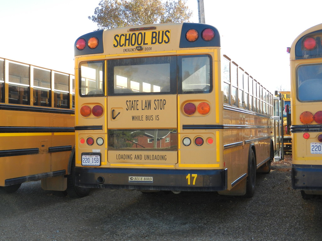 Doniphan R1 School District 17 (3) Bus lot Doniphan, MO… Flickr