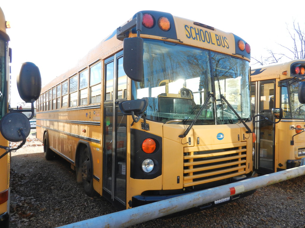 Doniphan R1 School District 2 (3) Bus lot Doniphan, MO.… Flickr