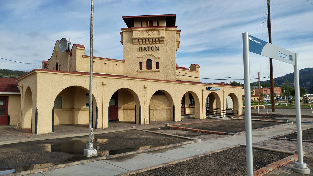 Atchison, Topeka & Santa Fe Depot, Raton, NM (2) **Raton D… Flickr