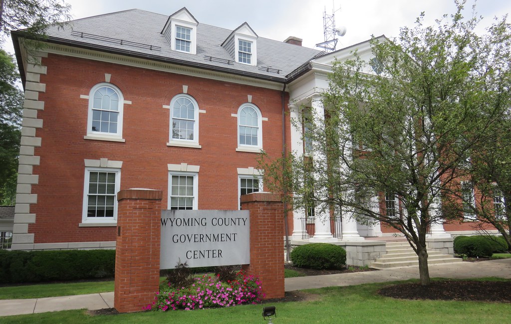 Wyoming County Courthouse (Warsaw, New York) Originally bu… Flickr