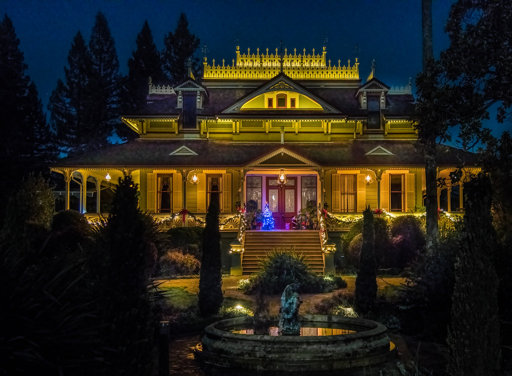 The McDonald Mansion, Santa Rosa, CA. It was built in 1876… Flickr