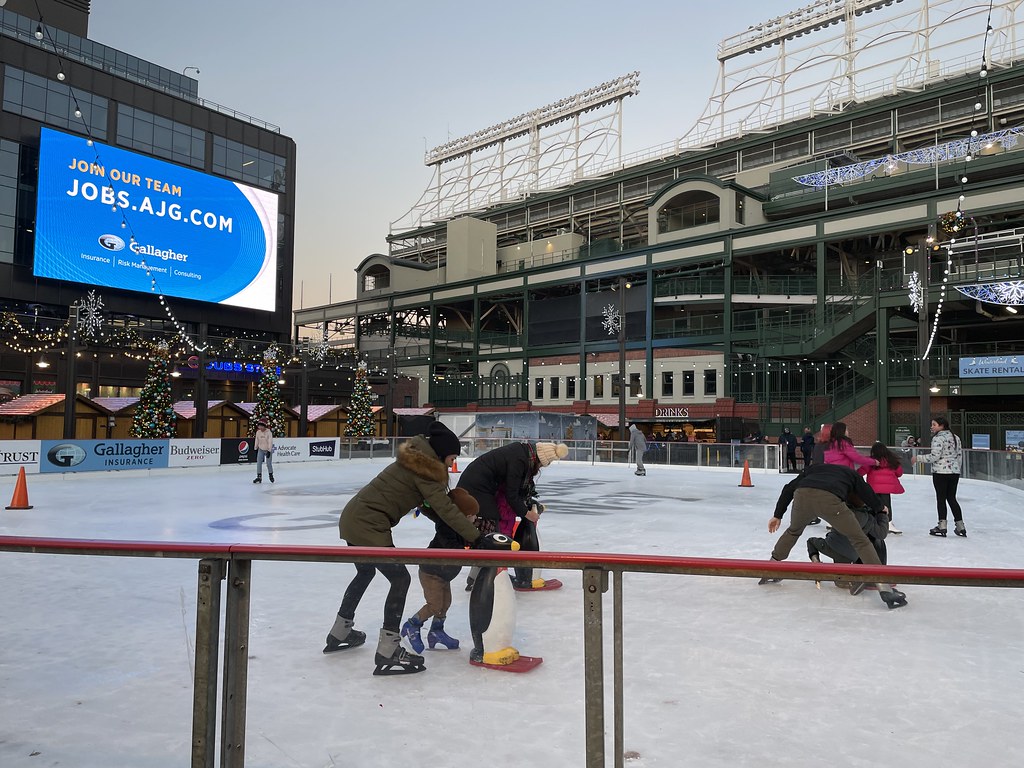 Wrigleyville Christmas Bar Crawl 2021 Flickr