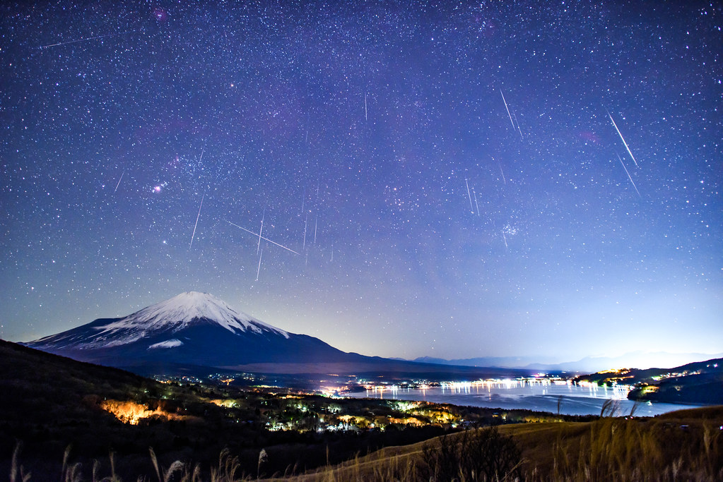 Geminid meteor shower 2021 Yamanakako, Yamanashi Nikon D81… Flickr