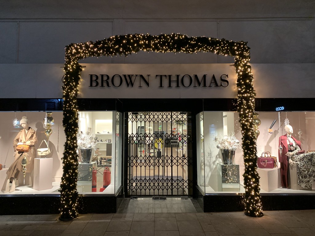Brown Thomas Department Store, Limerick Festive Window D… Flickr