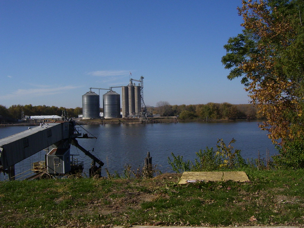 Hennepin IL Illinois River Karas Hall Flickr