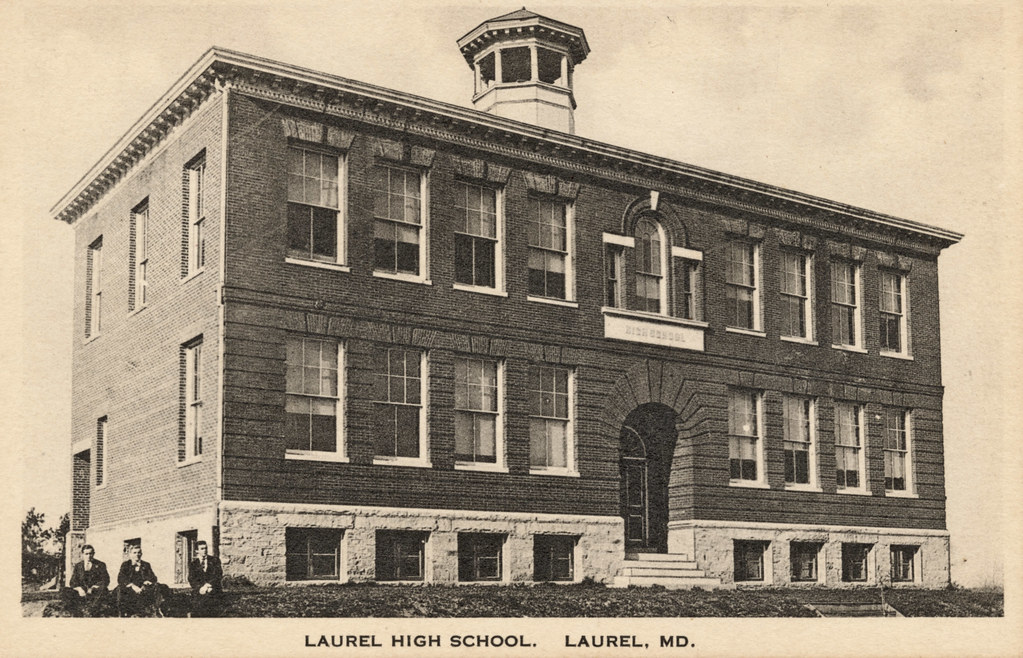 Laurel High School Postcard view of the old Laurel High Sc… Flickr