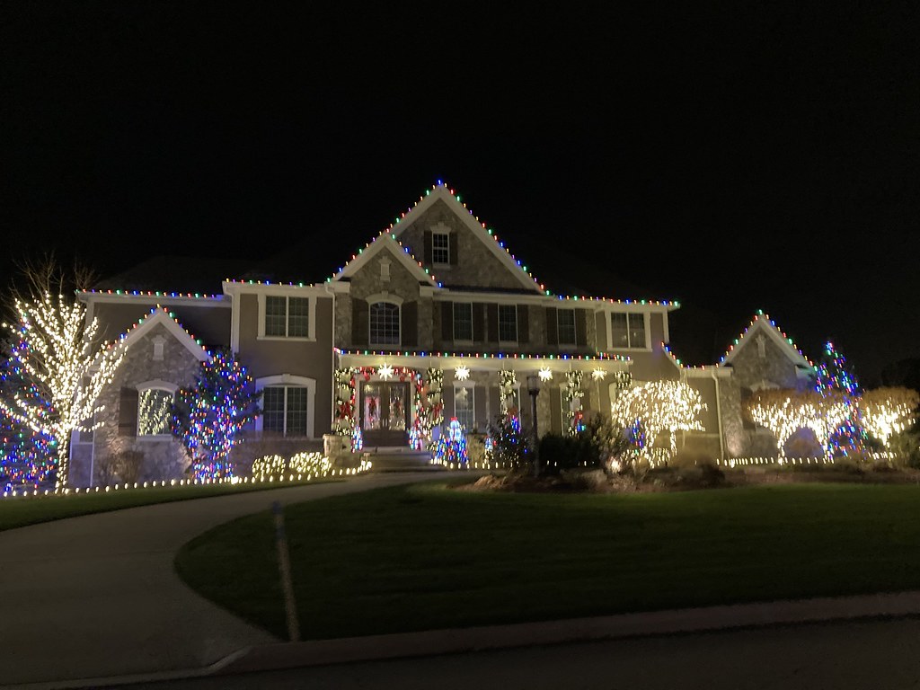 Christmas lights Hudson, OH Daniel Westfall Flickr