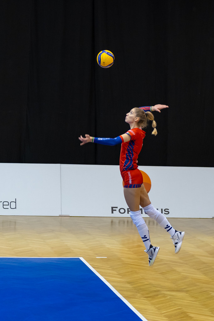 _DSC43361 KATA TÖRÖK Outside hitter/spiker or wing hitter… Flickr