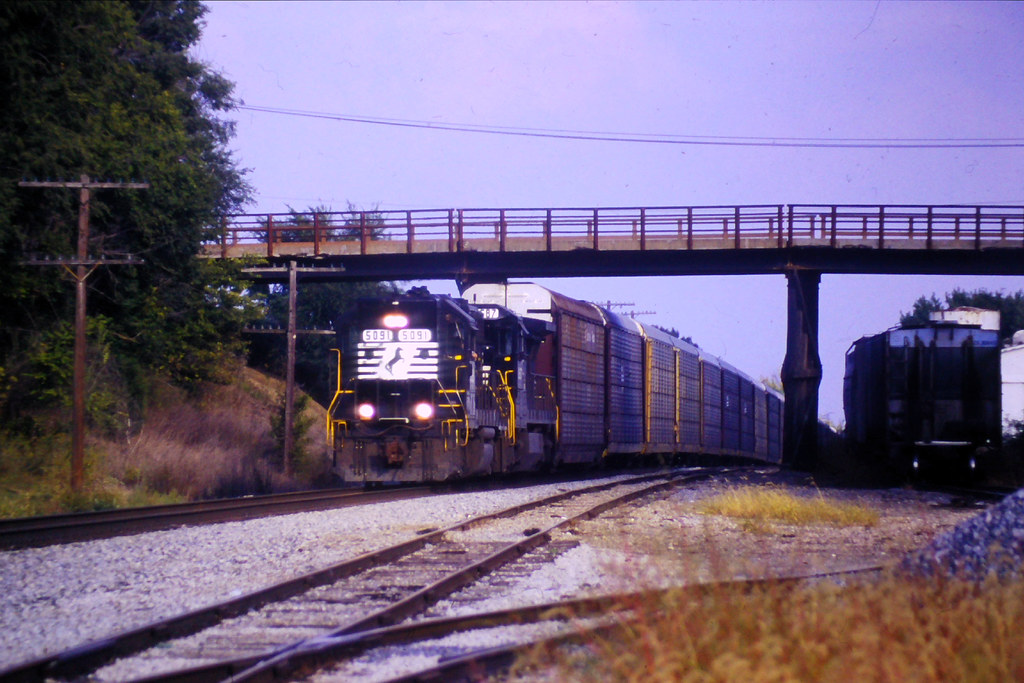 100696 Salisbury, Missouri Last train of the trip! Westb… Flickr