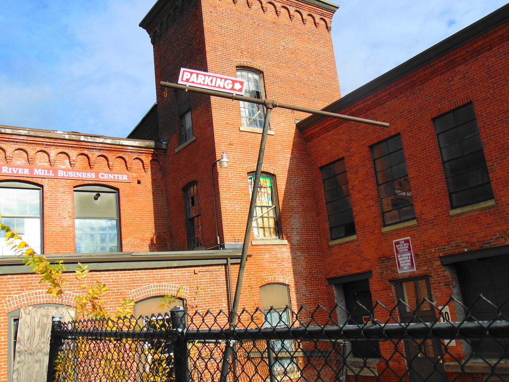 North Grosvenordale Mill (Thompson, Connecticut) JJBers Flickr