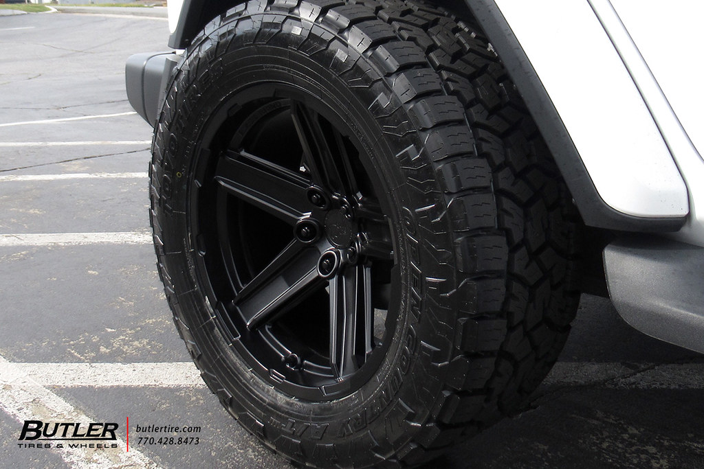 Jeep Wrangler with 20in Black Rhino Recon Wheels and Toyo Open Country