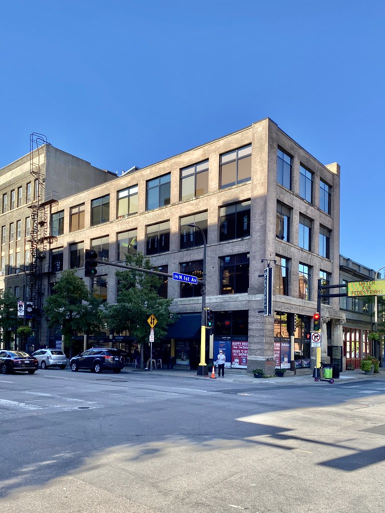 Commercial Building, N 1st Avenue and 3rd Street, Warehous… Flickr