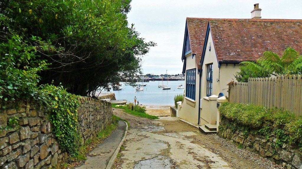 Track to Flushing Beach Nigel in Cornwall. Flickr