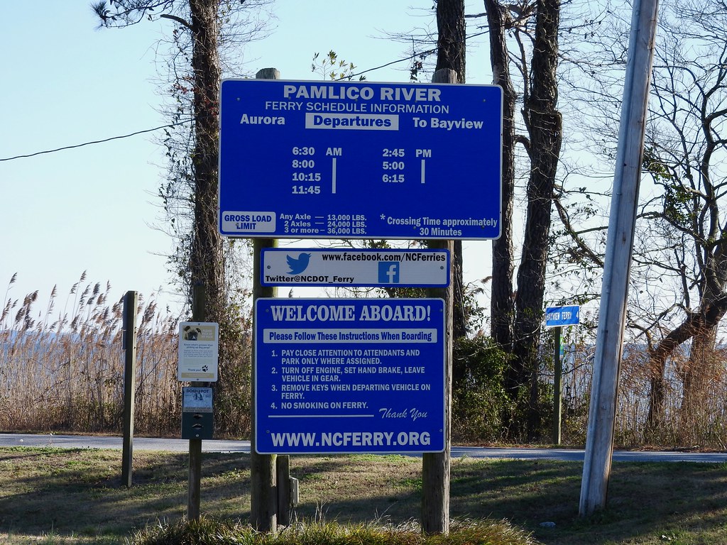 BayviewAurora Ferry The ferry crossing the Pamlico River … Flickr