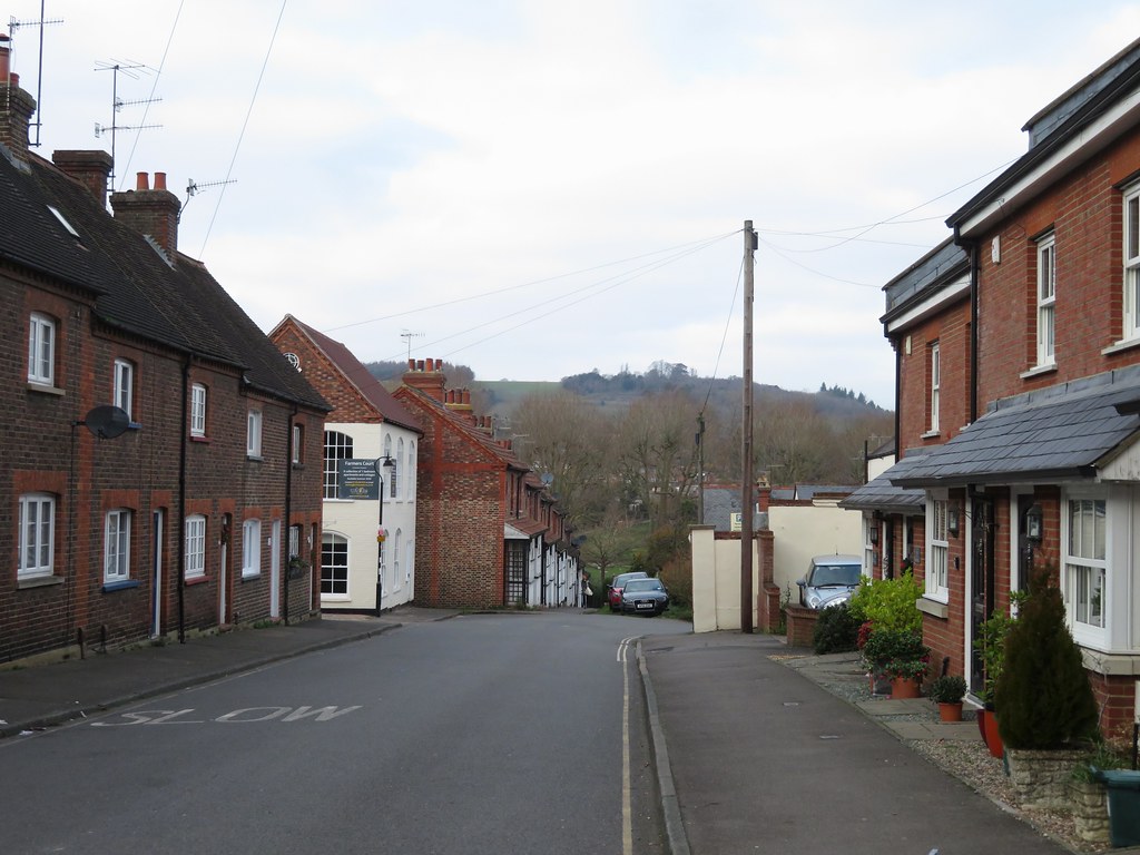 Ansell Road Dorking portemolitor Flickr