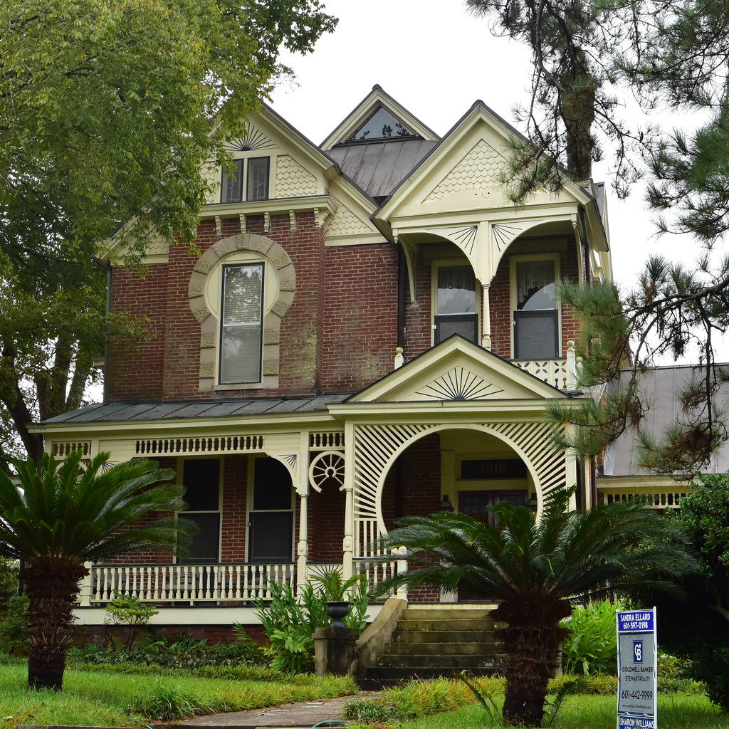 DSC_7170 The Keyhole House; Natchez, MS scsmitty Flickr