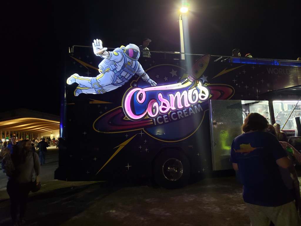 Cosmos Ice Cream Wickham Park Lightfest Melbourne, FL Flickr