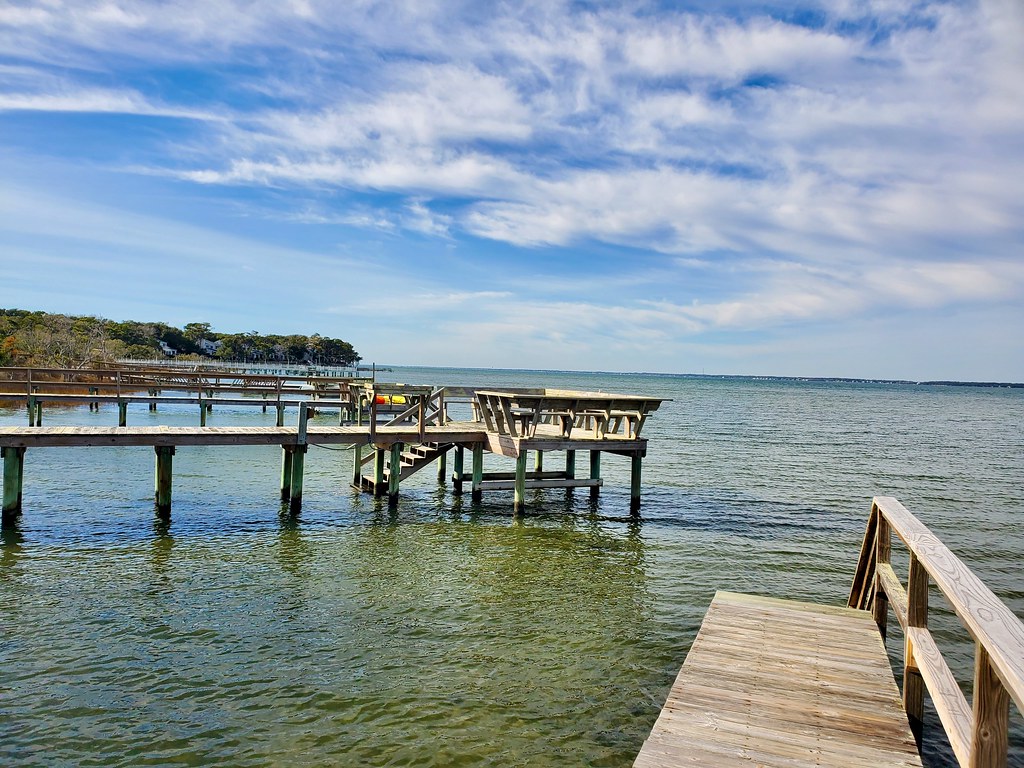 Beacon's Reach The Beacon's Reach community in Pine Knoll … Flickr