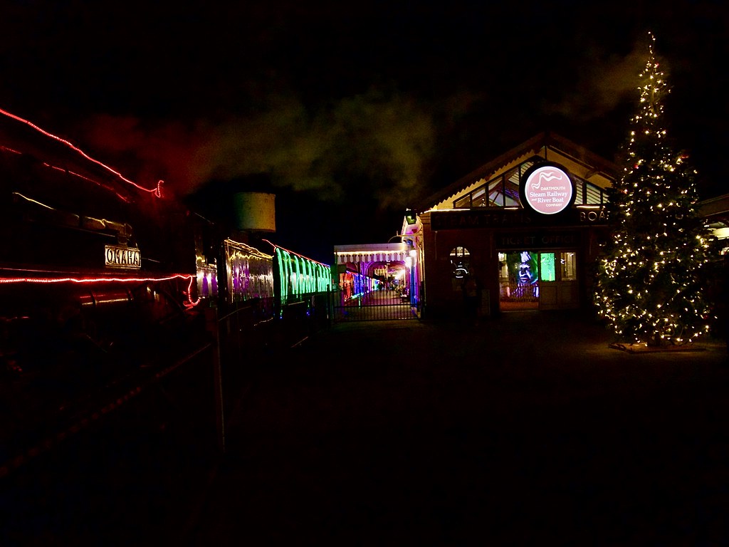 Train of lights Paignton to Dartmouth steam railway. Great… Flickr