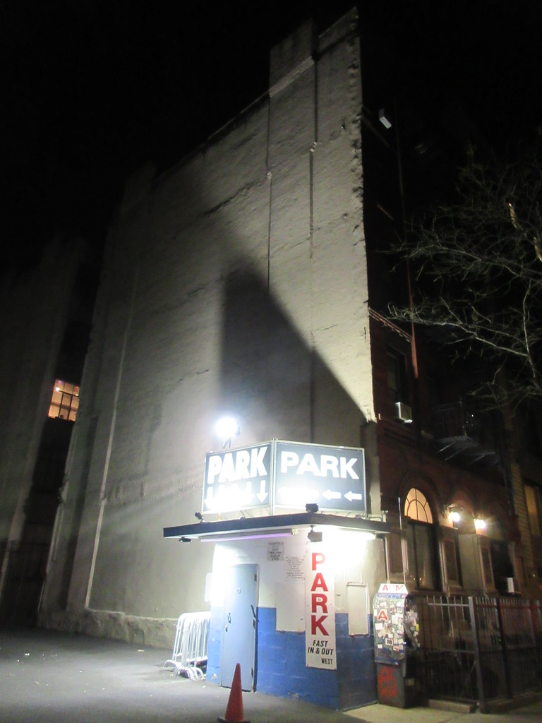 2021 Night Parking Midtown Manhattan 5933 2021 Night Parki… Flickr