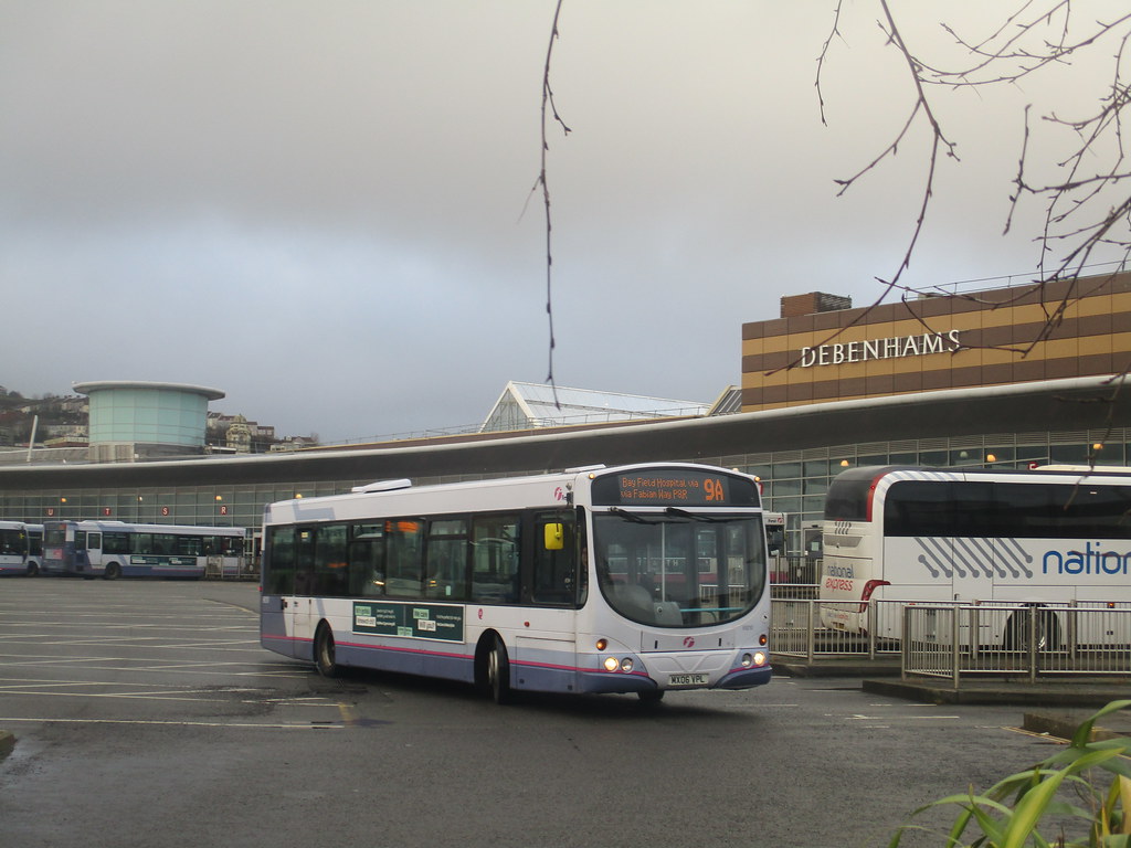 69210 MX06VPL Swansea City bus station 23 December 2… Flickr