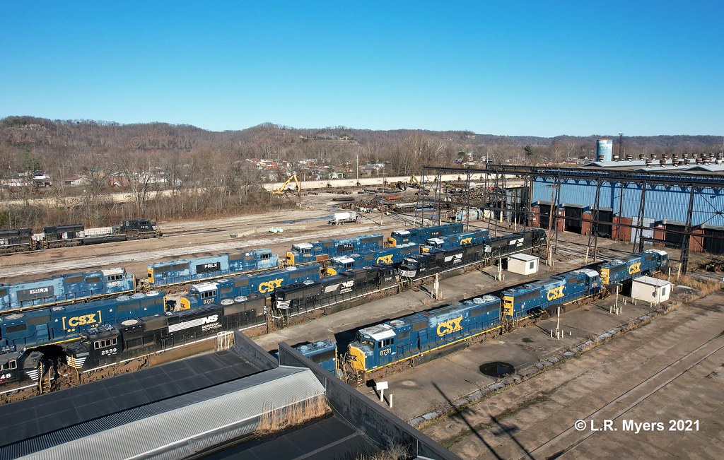 211212_90_raceland 12/2021 Raceland, KY So many SD60 and… Flickr