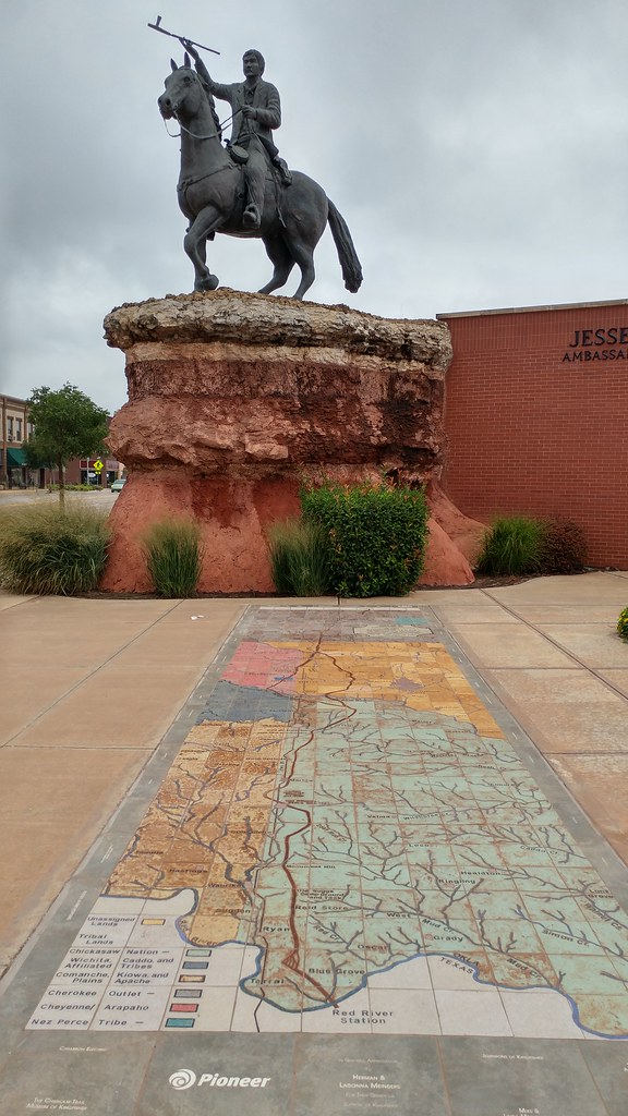 Jesse Chisholm Statue, Kingfisher, OK (2) Kingfisher, OK (… Flickr