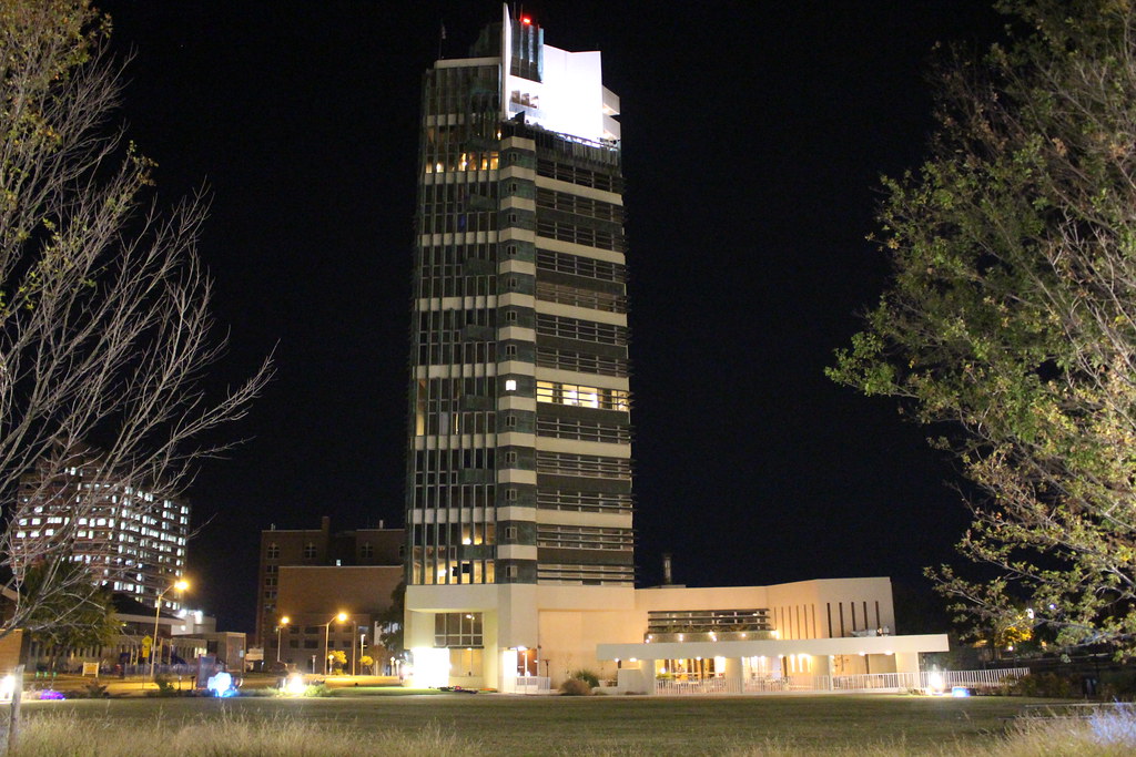 Price Tower, Bartlesville, OK a photo on Flickriver