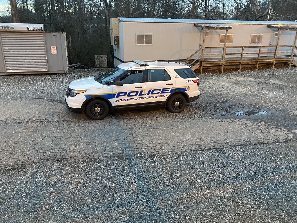 MTA Police in Oakdale, NY MTA Police at the Oakdale Train … Flickr