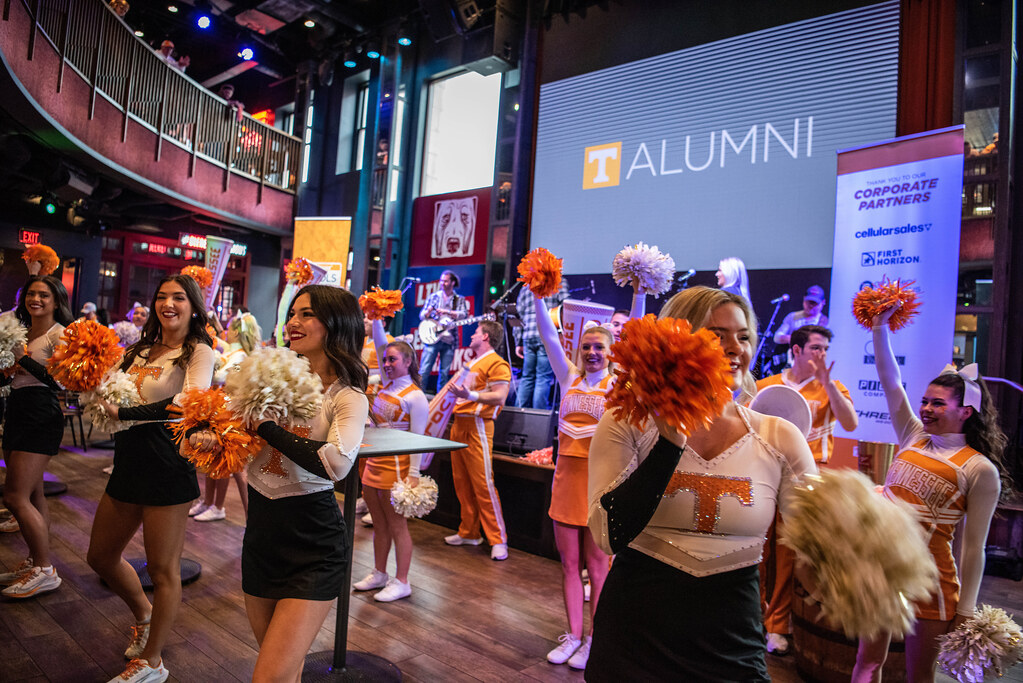 21_12_30_RAU_ALUMNI_TAILGATE_BOWL_GAME_NASHVILLE6981 Flickr