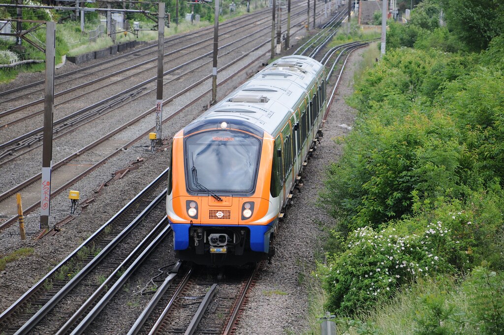 710 267 Kenton 2D91 Euston Watford Junction Nick Flickr