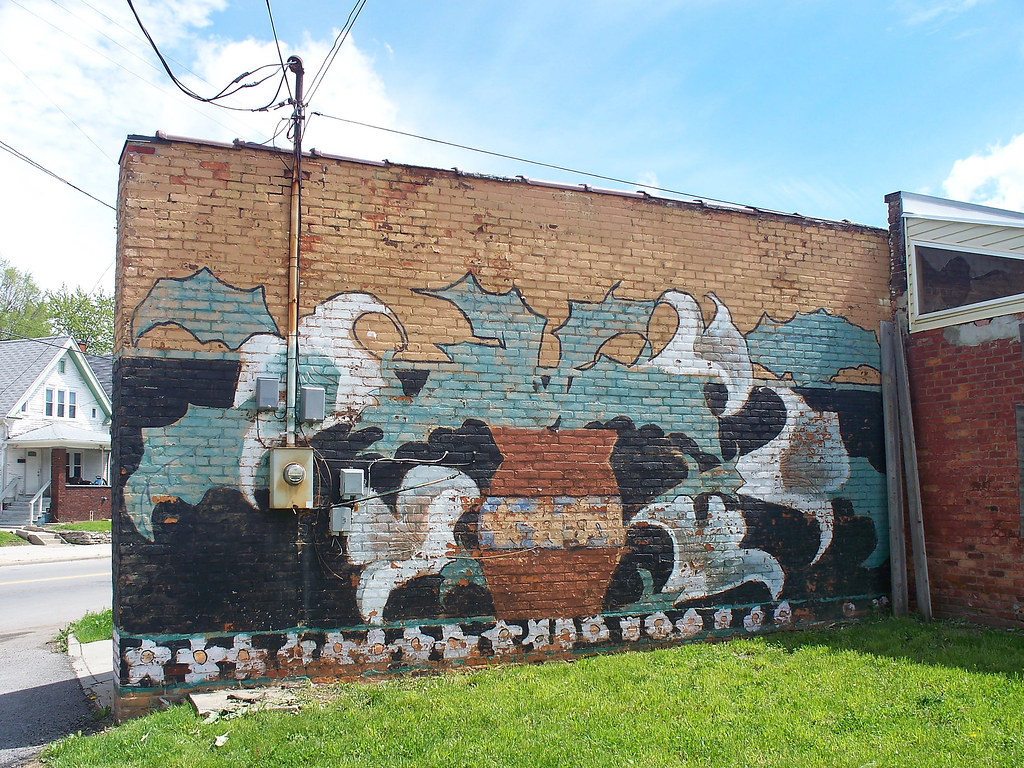 OH Toledo Mural 140 Mural in Toledo, Ohio. Flickr