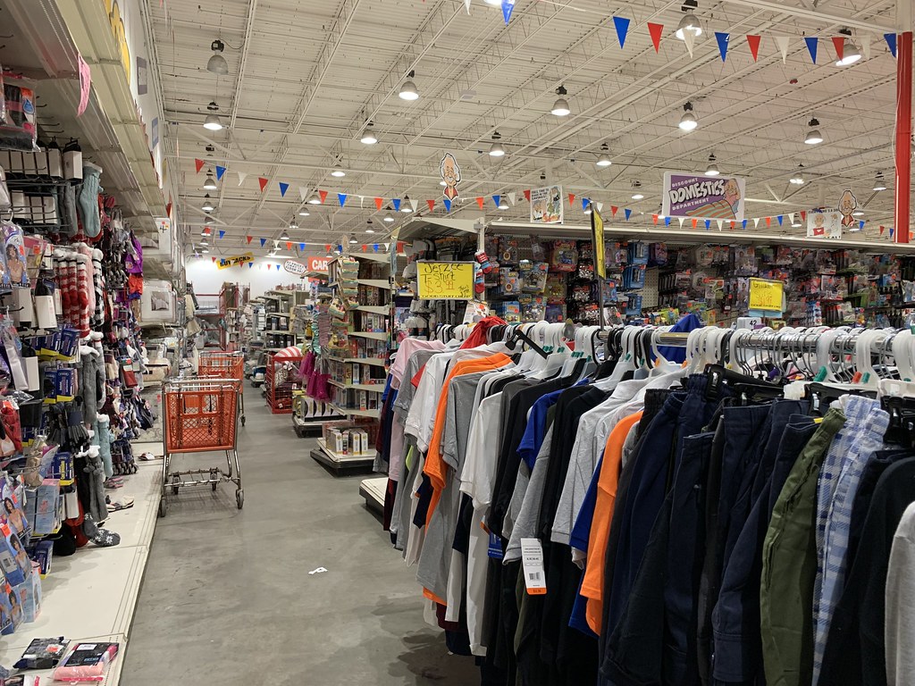 Ollie's Bargain Outlet interior Ollie's Bargain Outlet 61… Flickr