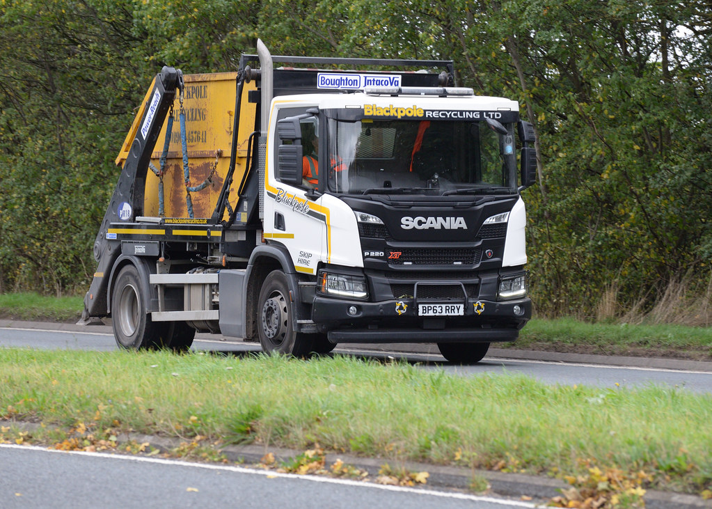 Scania P220XT skip lorry Oct 2021 Kidderminster Flickr