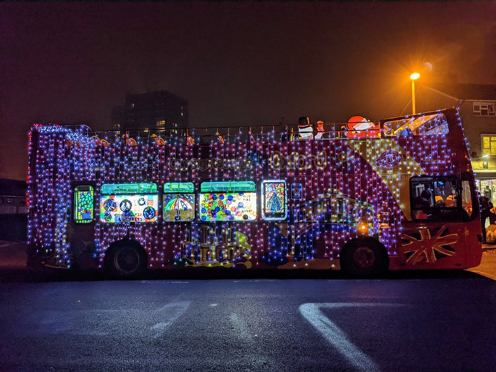 Oxford Bus Company 631 (MIG 7113) Oxford Christmas Lights … Flickr