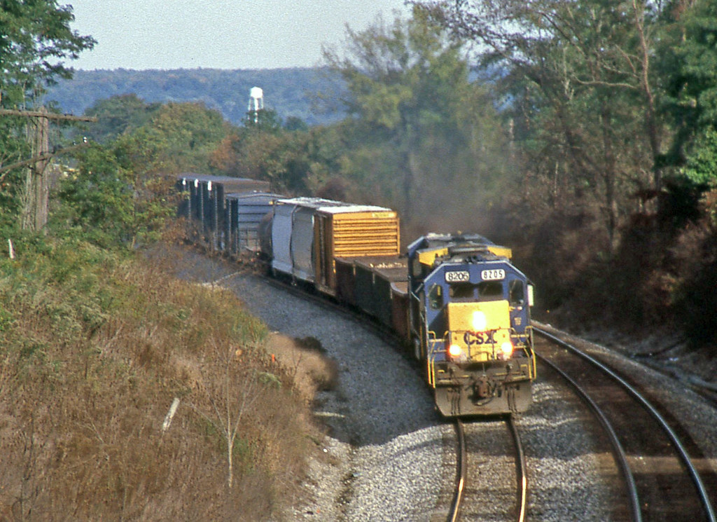 Nearing Pawnee Road A westbound passes through a curve on … Flickr