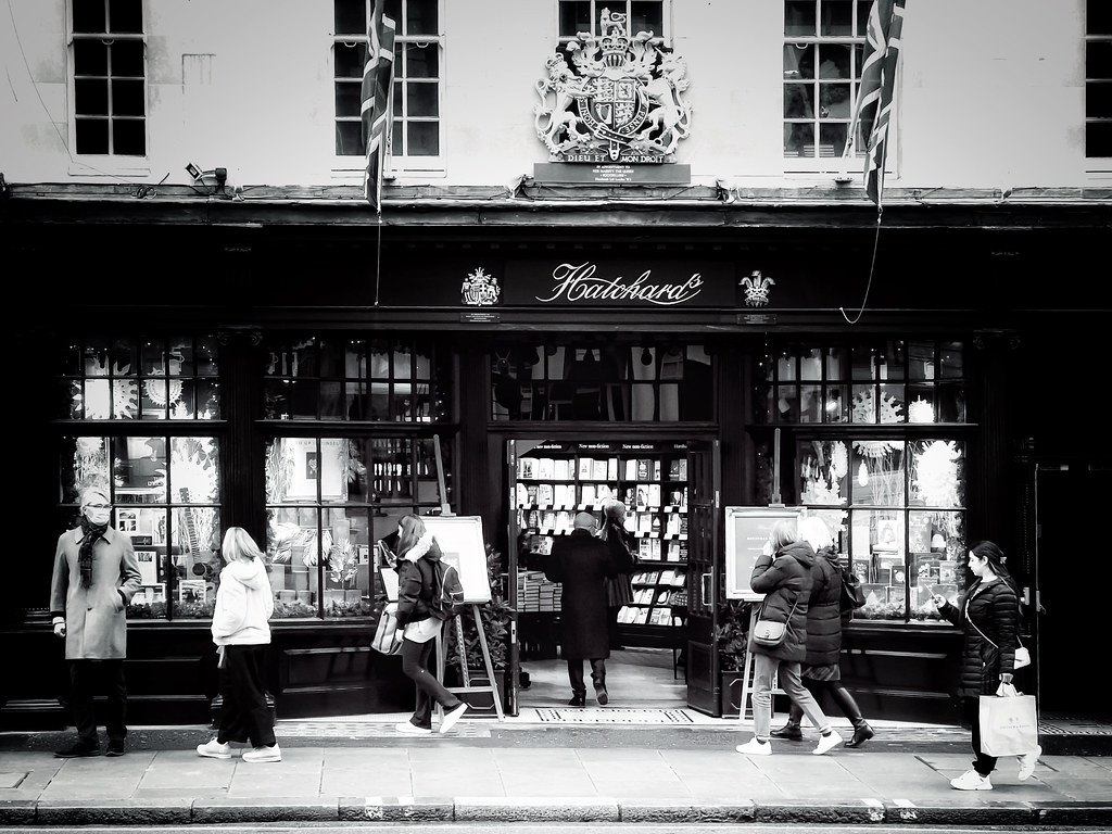 Hatchards The oldest in tthe UK, on Lond… Flickr
