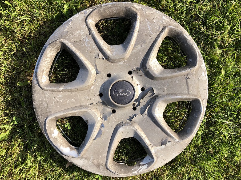 Ford Ka Wheel Trim Just a typical Ka in the process of she… Flickr