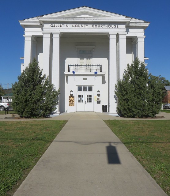 Gallatin County Courthouse (Warsaw, Kentucky) a photo on Flickriver