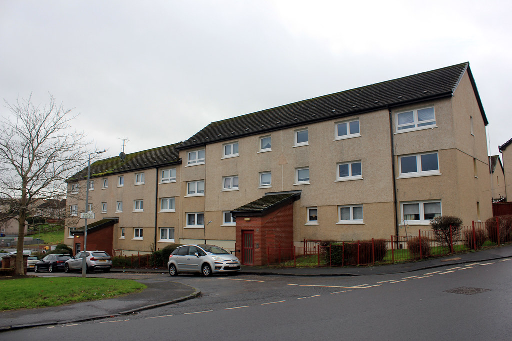 Hillhouse.Hamilton. Fintree terrace. boneytongue Flickr