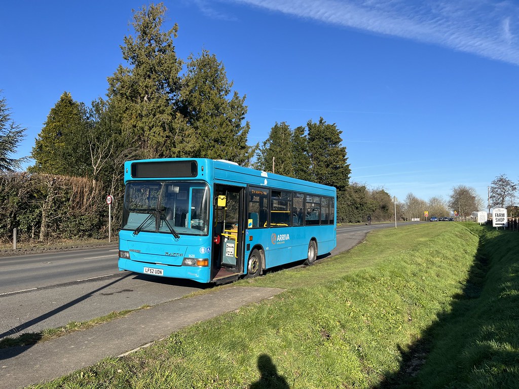 1628/PDL77 [LF52 UON] LF52UON (pres.) Arriva Kent