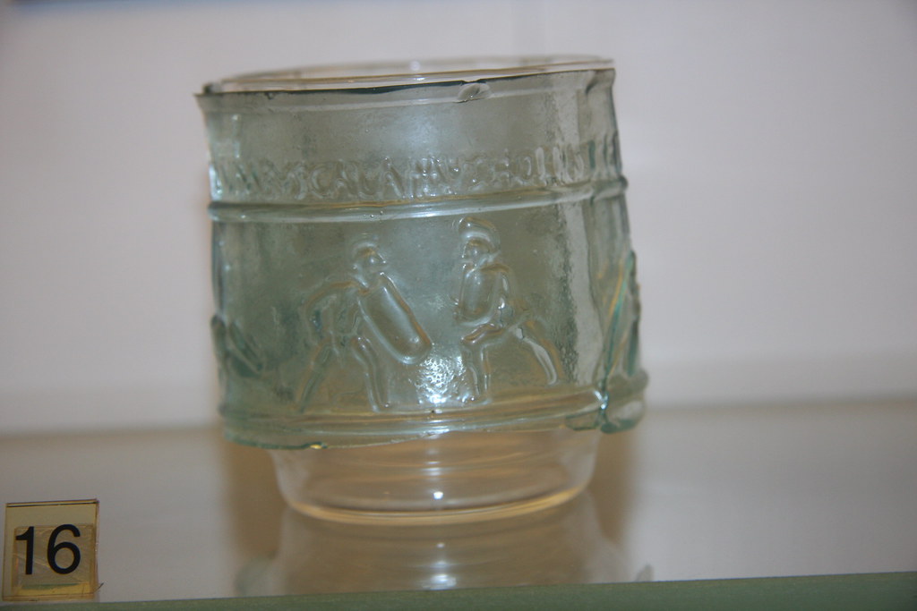 Glass Cup with Gladiators 4960 AD, Colchester. The names … Flickr