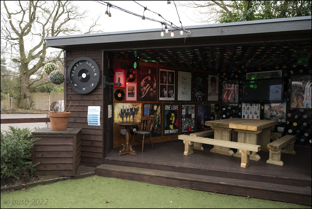 NZ6_1210_b The White Horse, Easthampstead Rd, Wokingham, B… Flickr