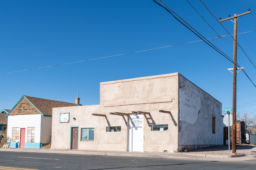 Former Grocery on Main St Route 66, Joseph City, Arizona… Flickr