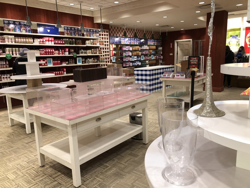 Steeplegate Mall Bath & Body Works Closing Sale Austin Dodge Flickr