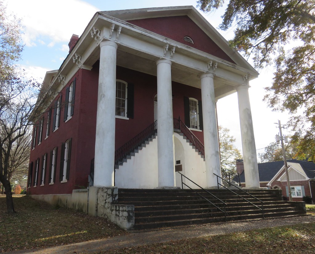 Old Campbell County Courthouse (Fairburn, Flickr